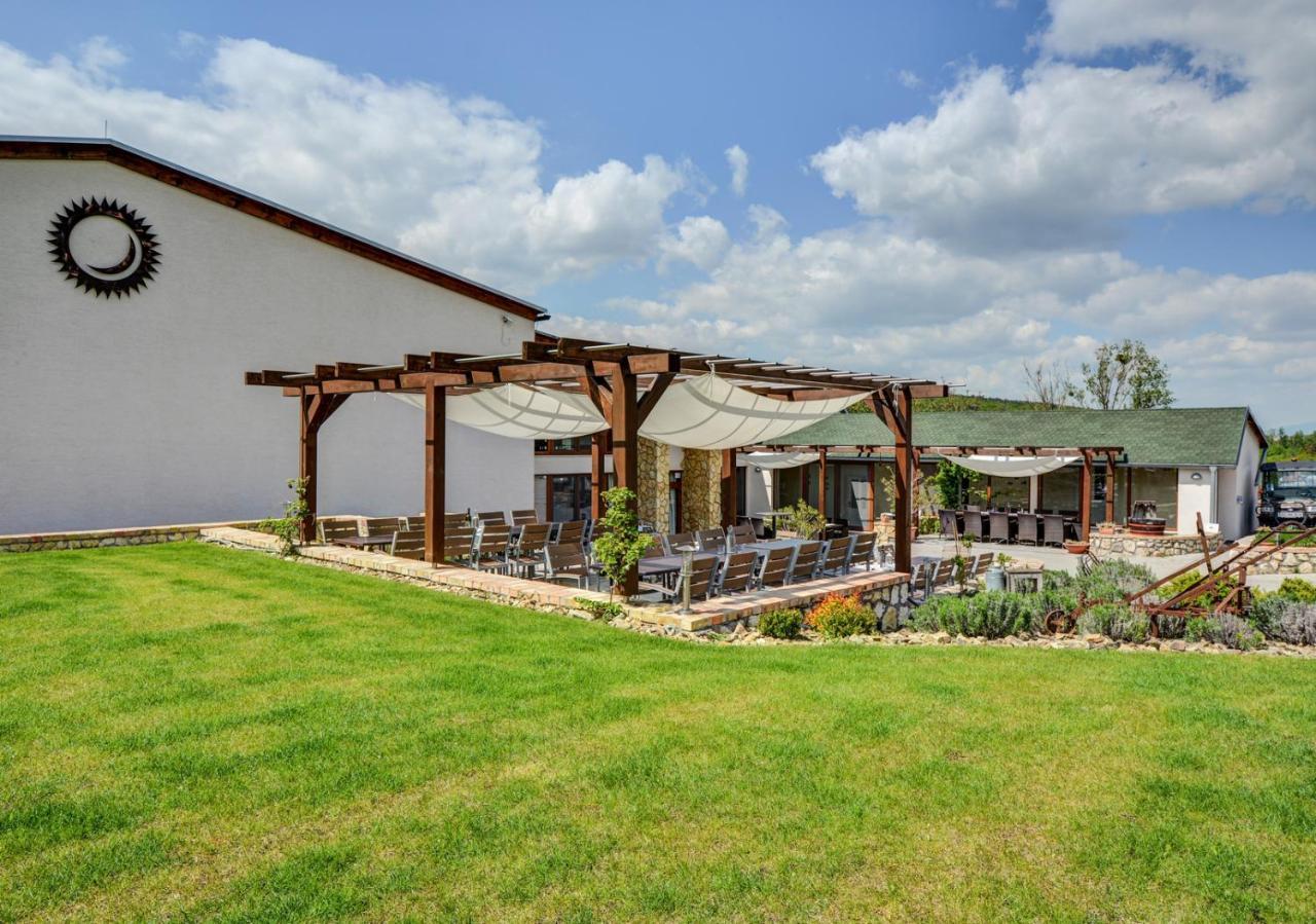 Penzion Tokaj Macik Winery B&B Mala Trna Dış mekan fotoğraf